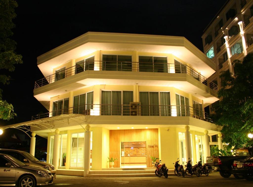 Caza V1 Serviced Apartment Rayong Exterior photo